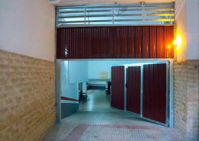 Puertas de lamas y barrotes con perfiles galvanizados